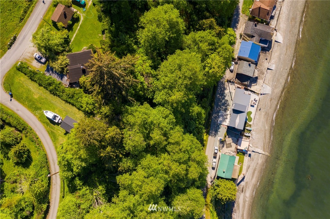 712 Maple Grove Road Camano Island, WA 98282 - Photo 22 of 25 Gallery Image 22