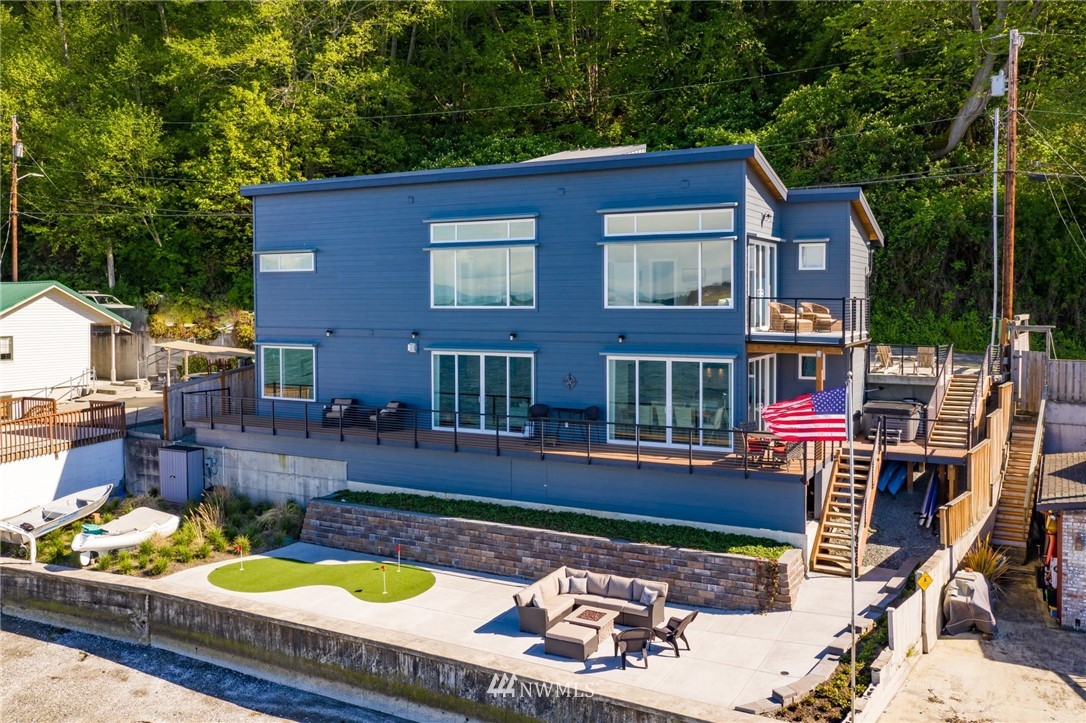 712 Maple Grove Road Camano Island, WA 98282 - Photo 4 of 25 Gallery Image 4