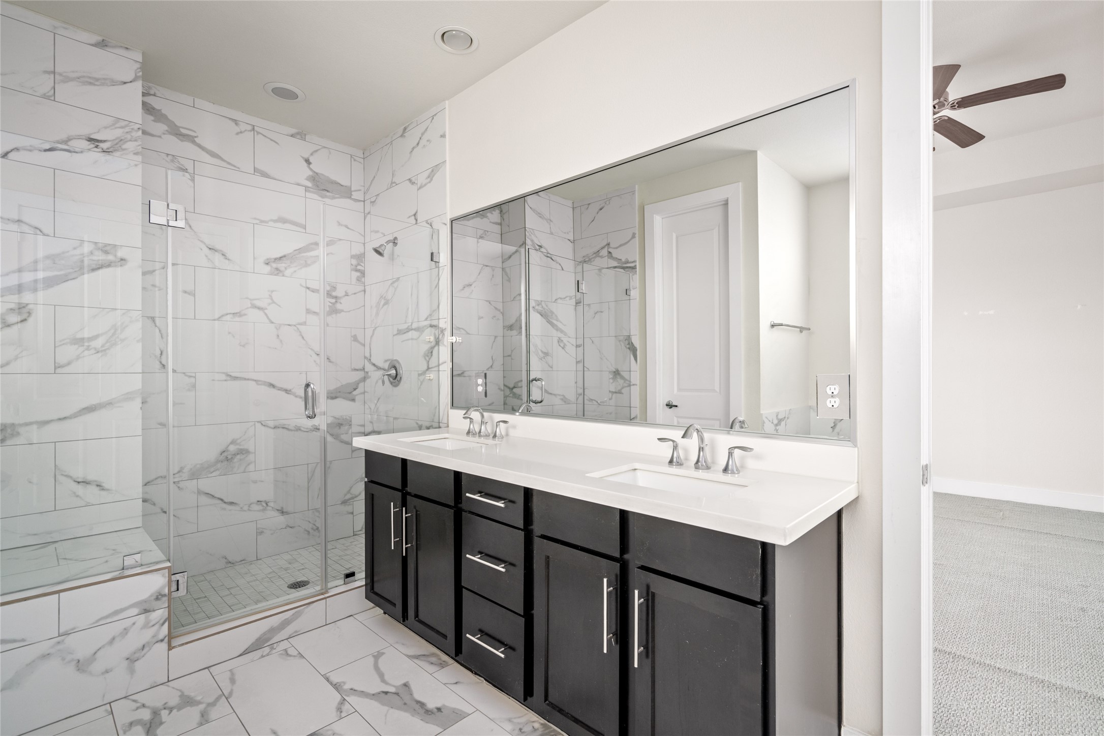 3409 Kensington Yellow Place Houston, TX 77008 - Photo 24 of 28 a bathroom with a sink shower and a mirror