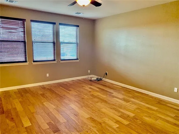 $2,800 | 3988 Sapphire Loop, Round Rock, TX 78681