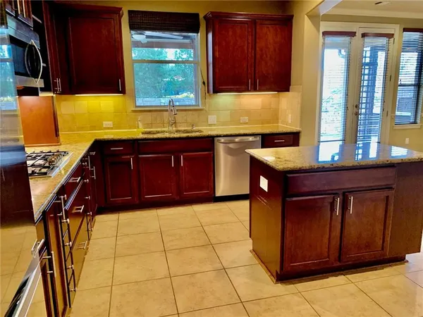 $2,800 | 3988 Sapphire Loop, Round Rock, TX 78681