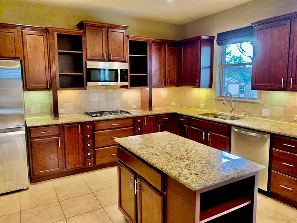 $2,800 | 3988 Sapphire Loop, Round Rock, TX 78681