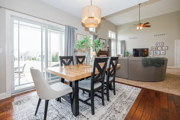 $514,900 | 114 Mallard Way, Hudson, IL 61748