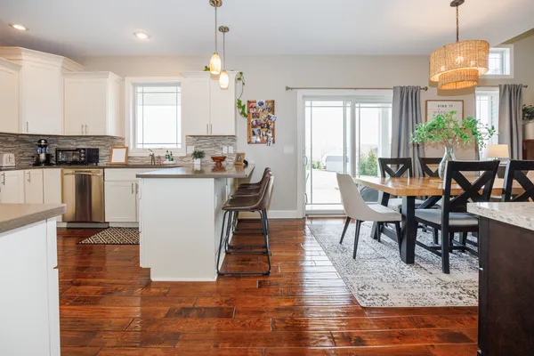 $514,900 | 114 Mallard Way, Hudson, IL 61748