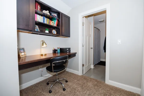 $514,900 | 114 Mallard Way, Hudson, IL 61748