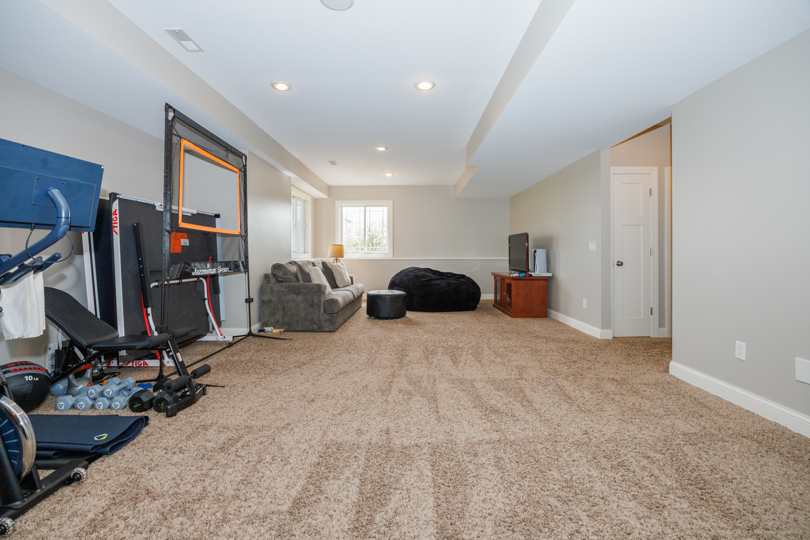 114 Mallard Way Hudson, IL 61748 - Photo 50 of 65 a view of a room with gym equipment