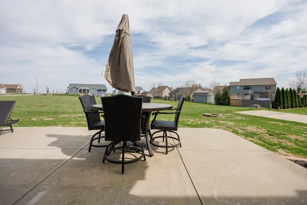 $514,900 | 114 Mallard Way, Hudson, IL 61748