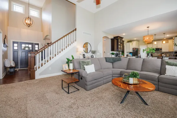 $514,900 | 114 Mallard Way, Hudson, IL 61748