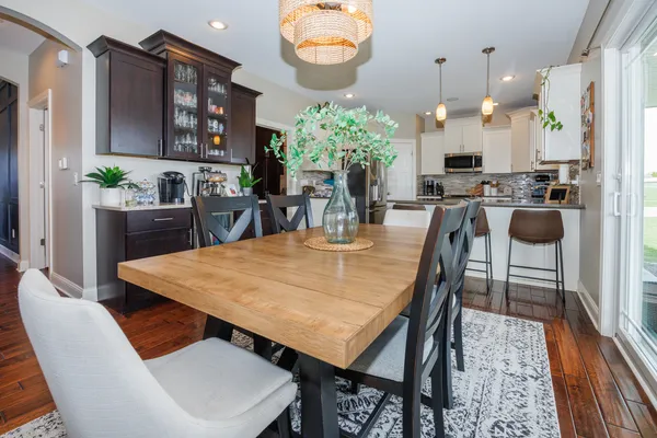 $514,900 | 114 Mallard Way, Hudson, IL 61748