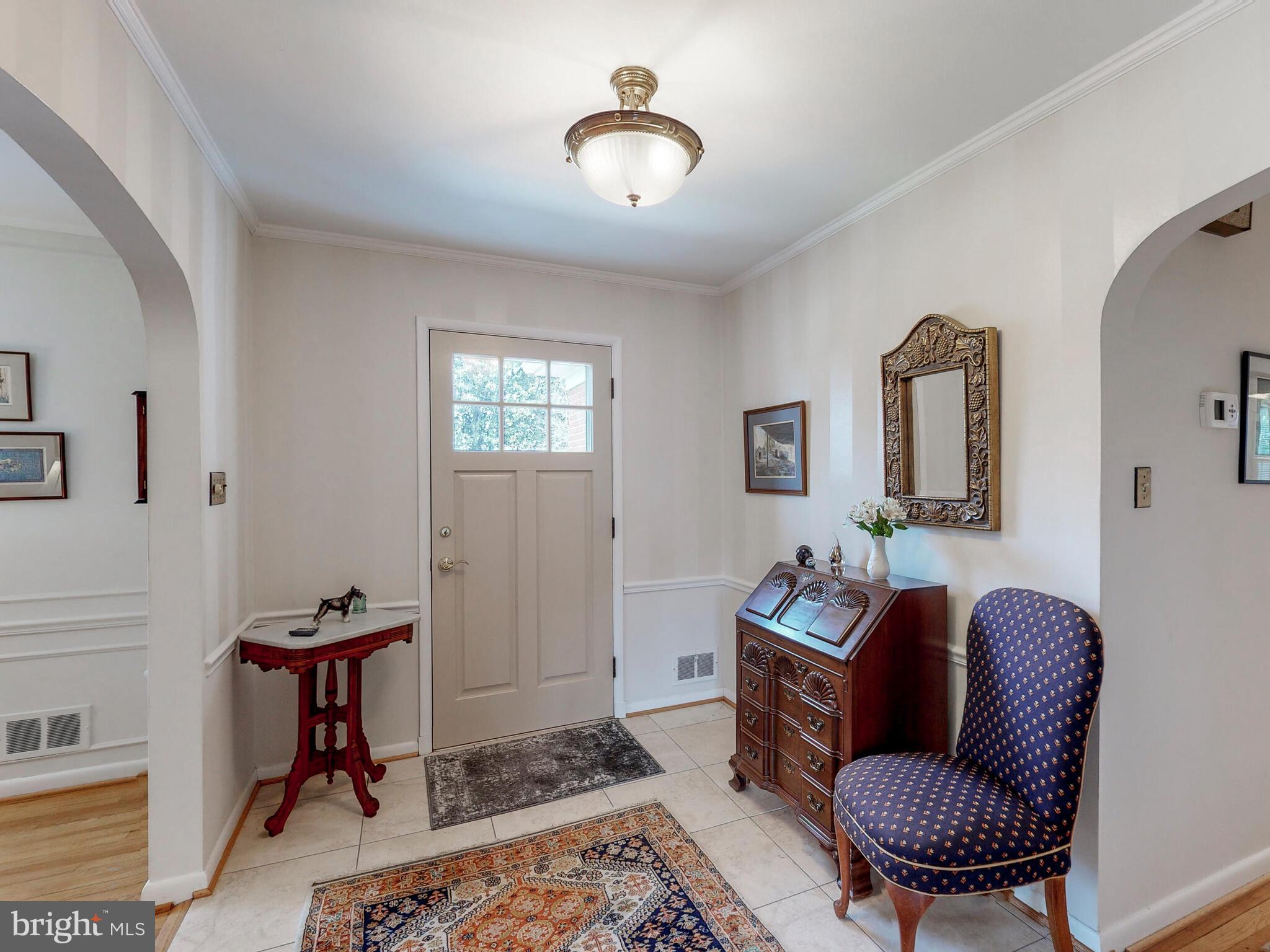 703 Stone Barn Road Towson, MD 21286 - Photo 4 of 38 Main Level