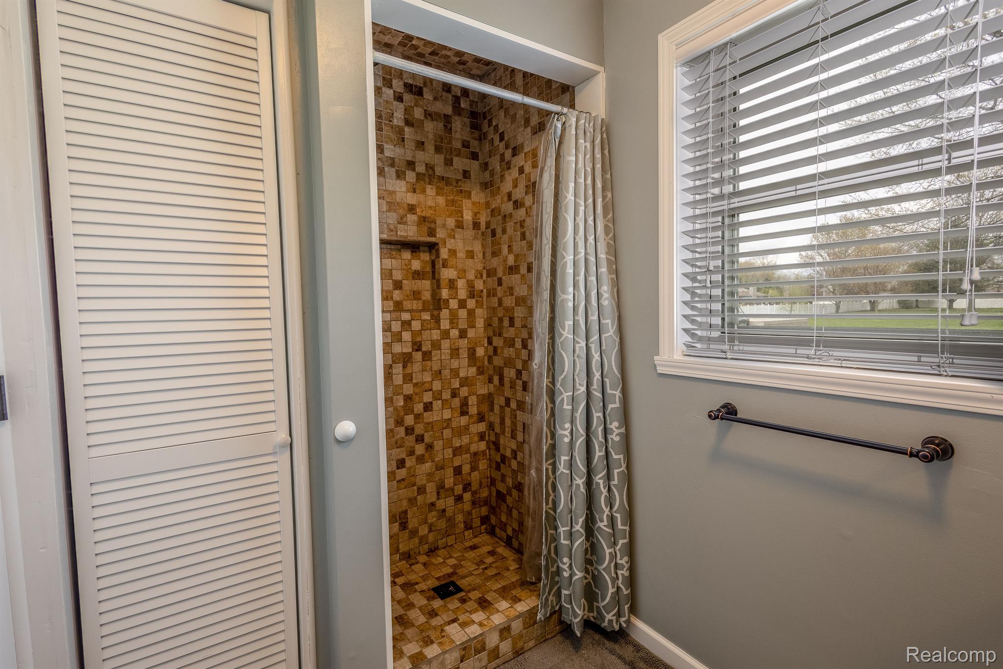 35294 Ash Road New Boston, MI 48164 - Photo 24 of 49 Gallery Image 24