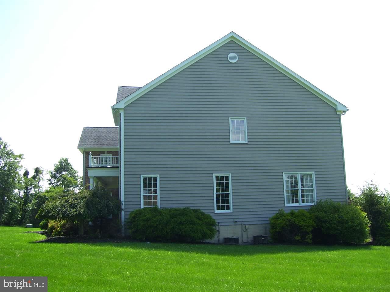 681 Boyle Road Fairfield, PA 17320 - Photo 5 of 36