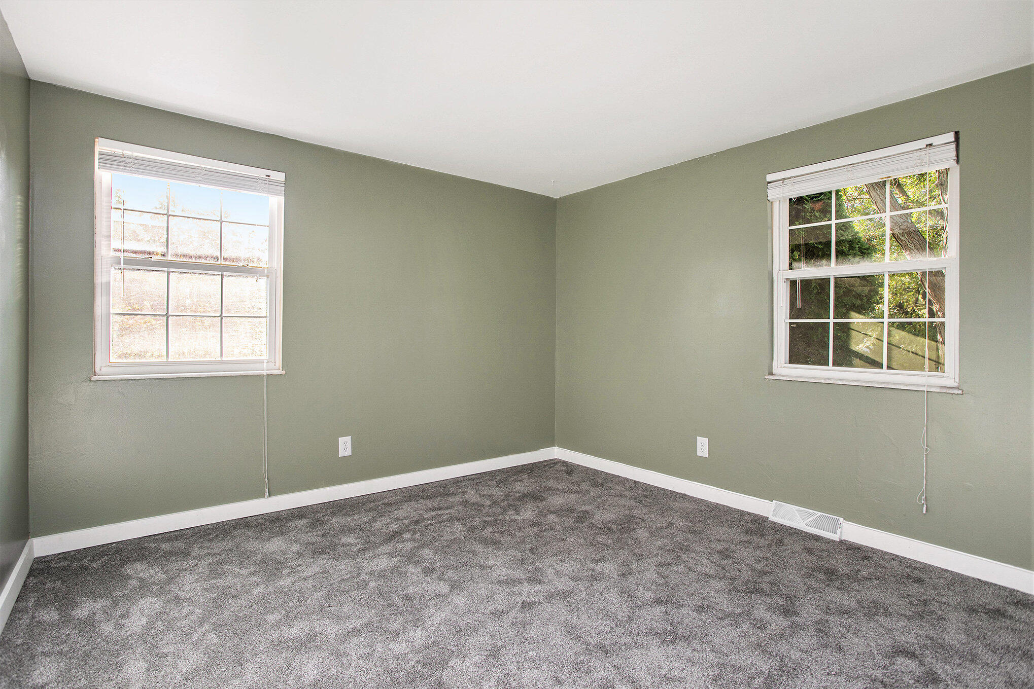 408 Washington Street Albion, MI 49224 - Photo 18 of 52 018_file_54