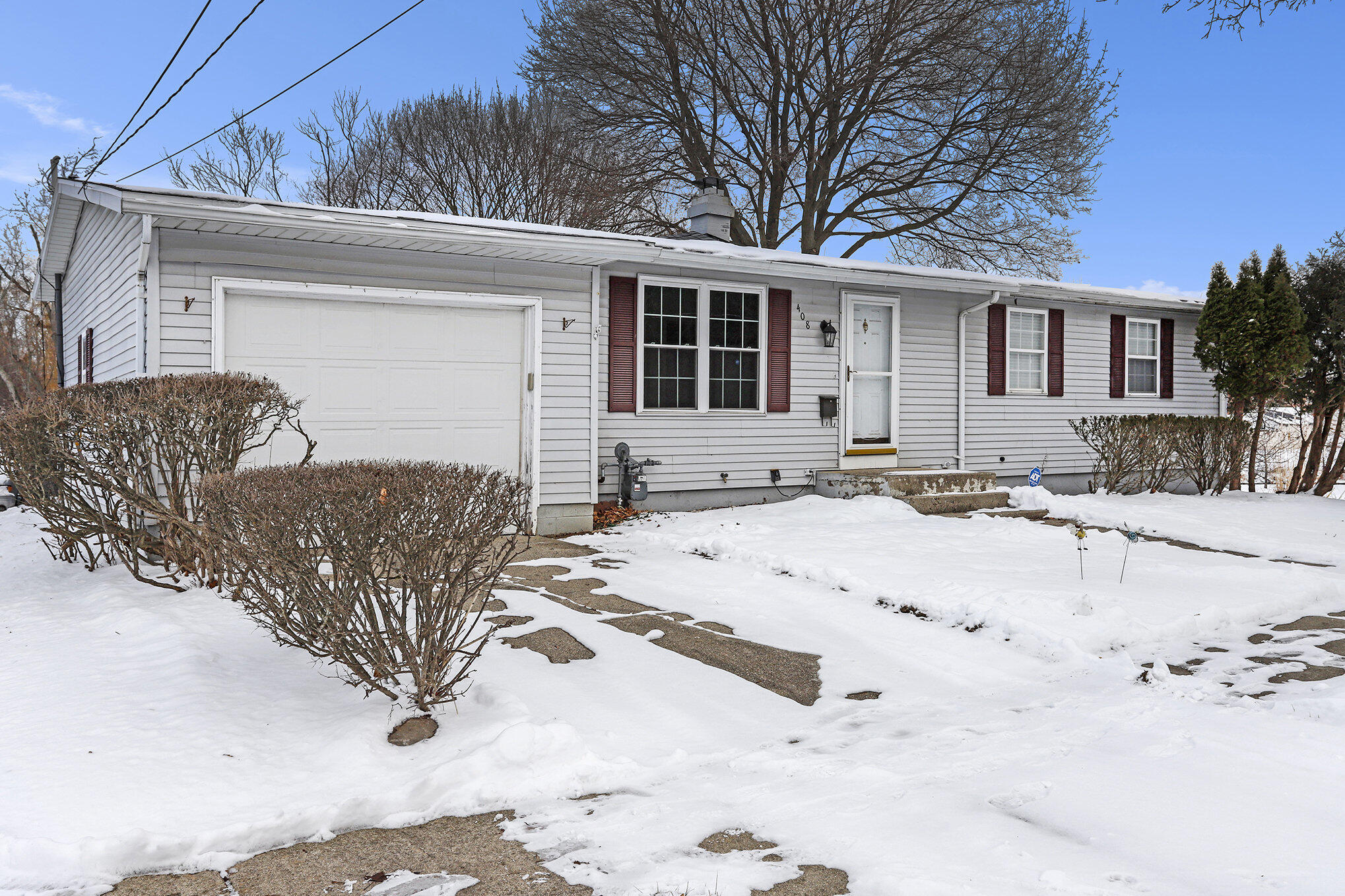 408 Washington Street Albion, MI 49224 - Photo 2 of 52 001_file_591