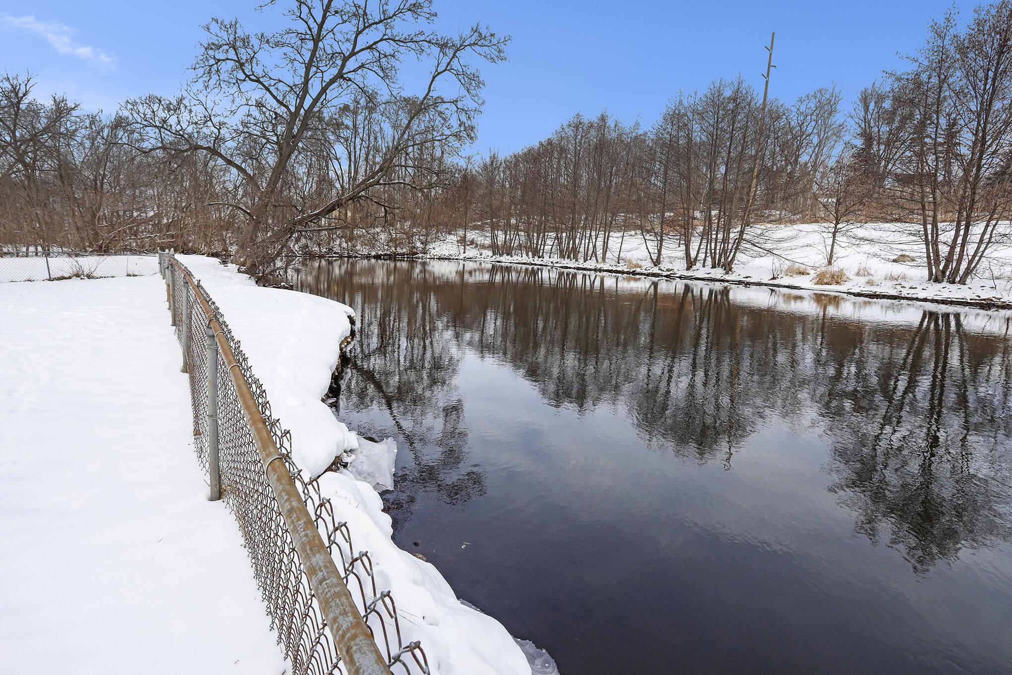 408 Washington Street Albion, MI 49224 - Photo 3 of 52 009_file_950
