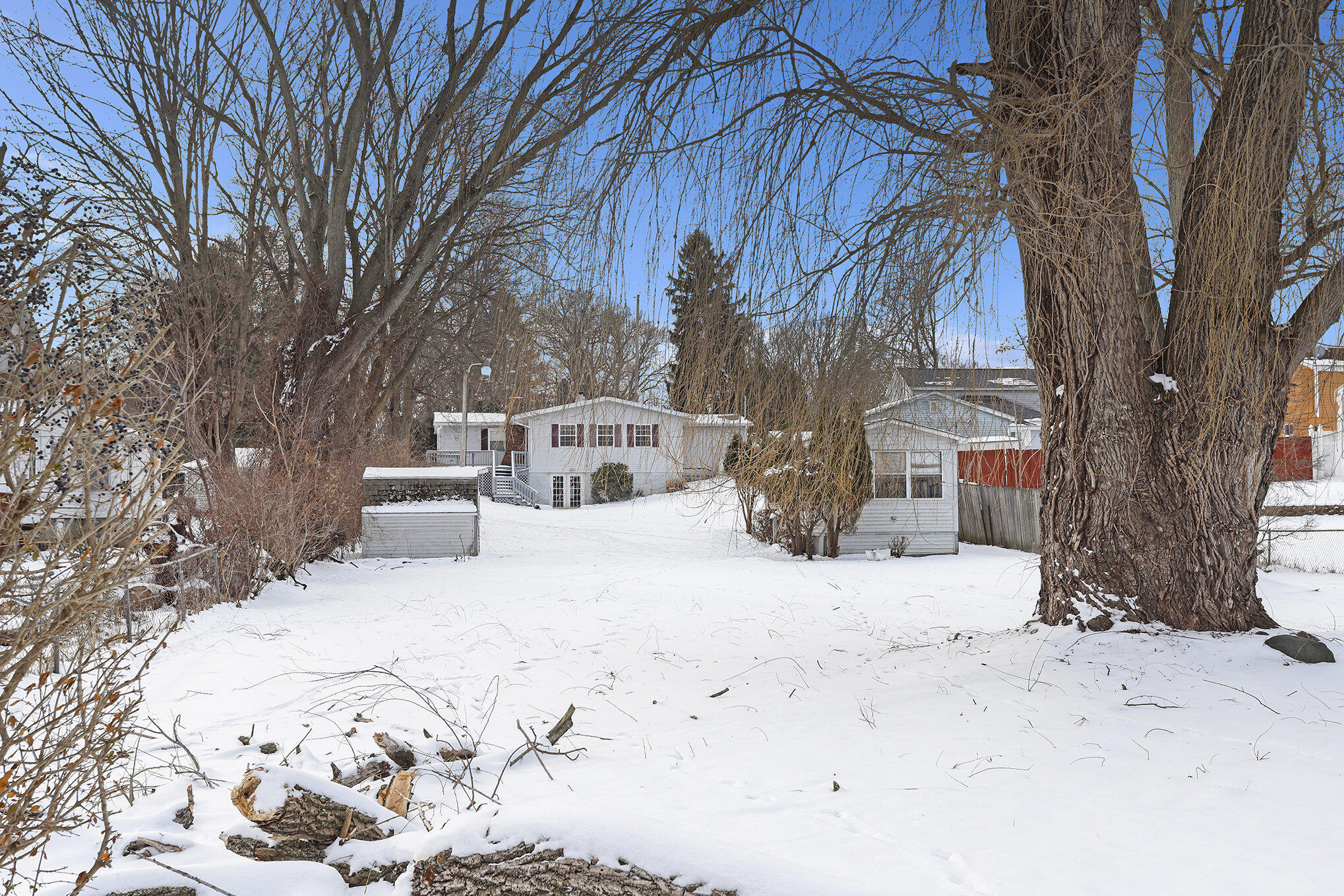 408 Washington Street Albion, MI 49224 - Photo 32 of 52 010_file_653