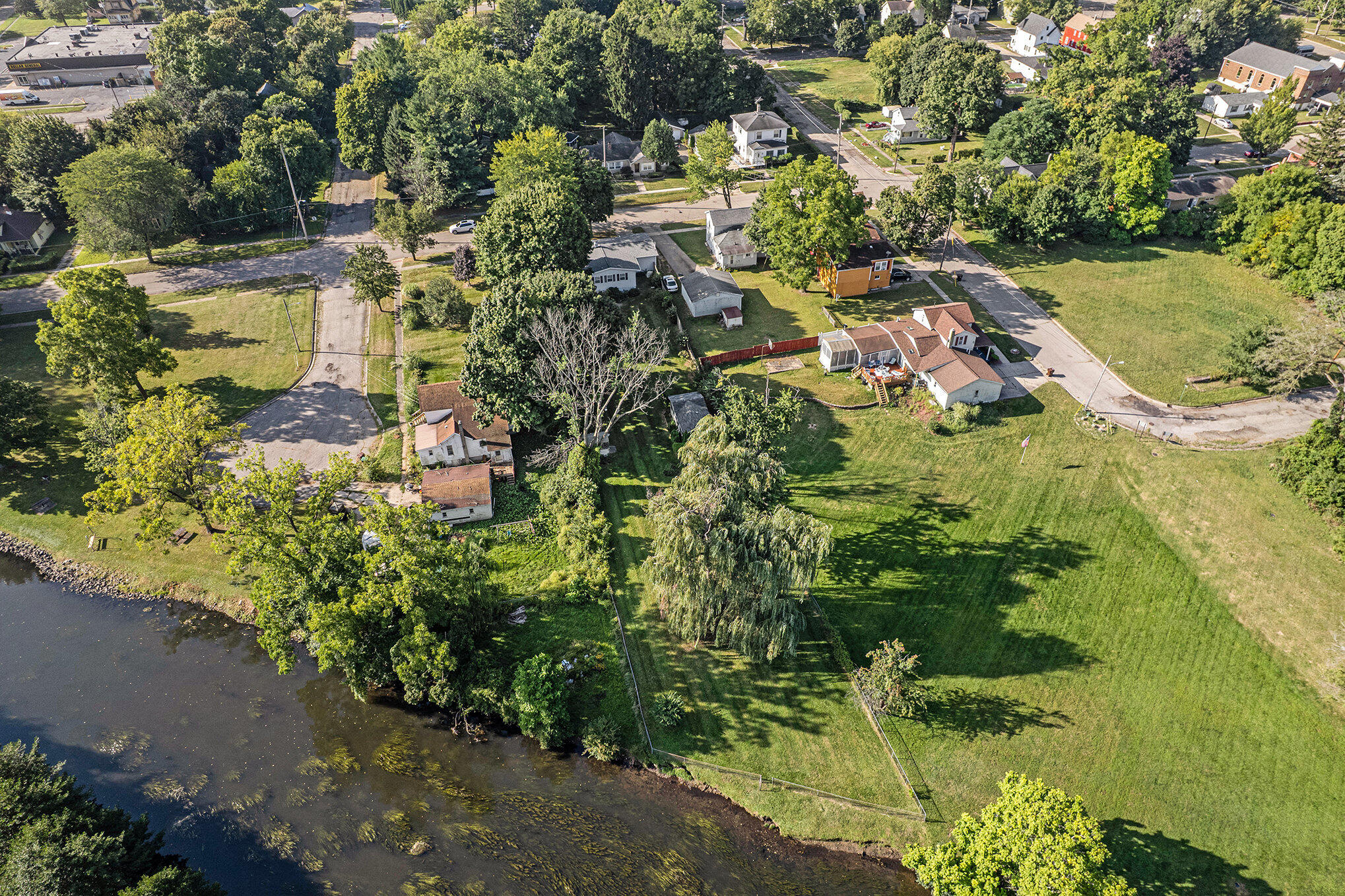 408 Washington Street Albion, MI 49224 - Photo 38 of 52 035_file_283