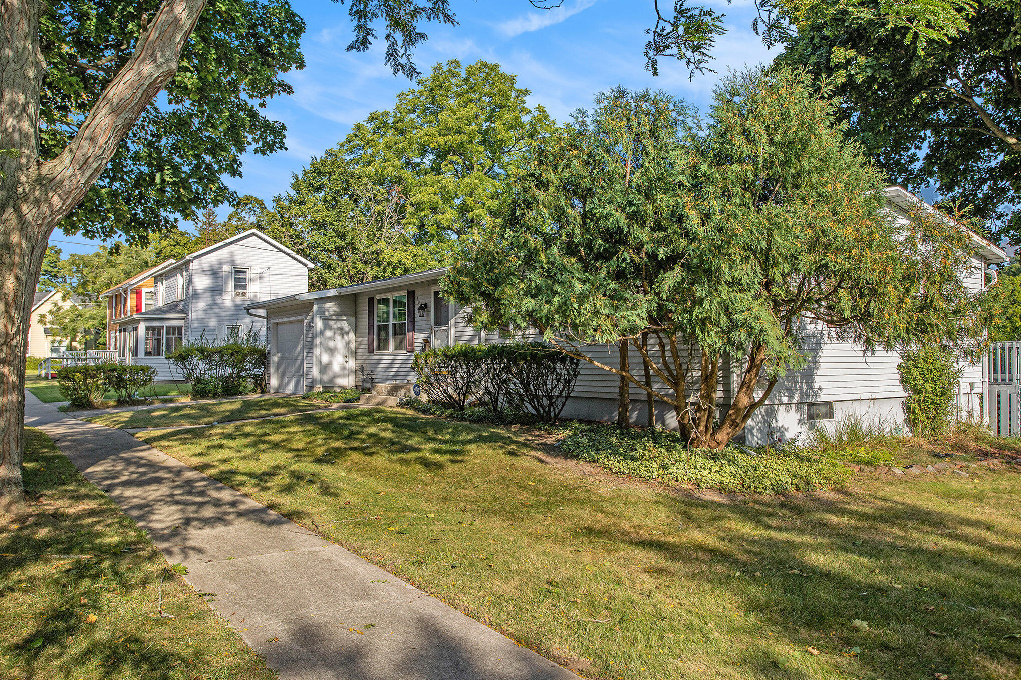 408 Washington Street Albion, MI 49224 - Photo 40 of 52 002_file_896