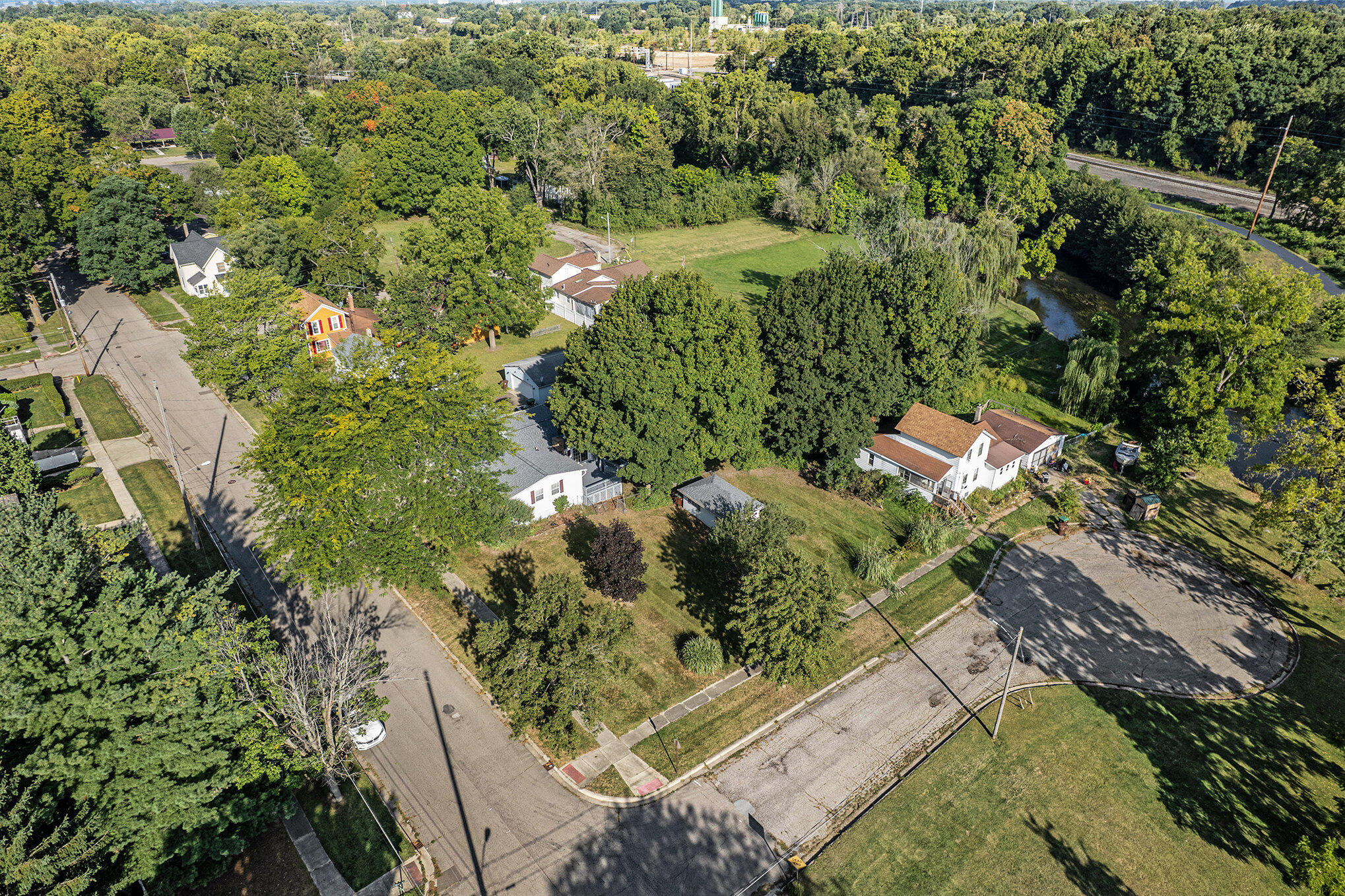 408 Washington Street Albion, MI 49224 - Photo 43 of 52 033_file_10