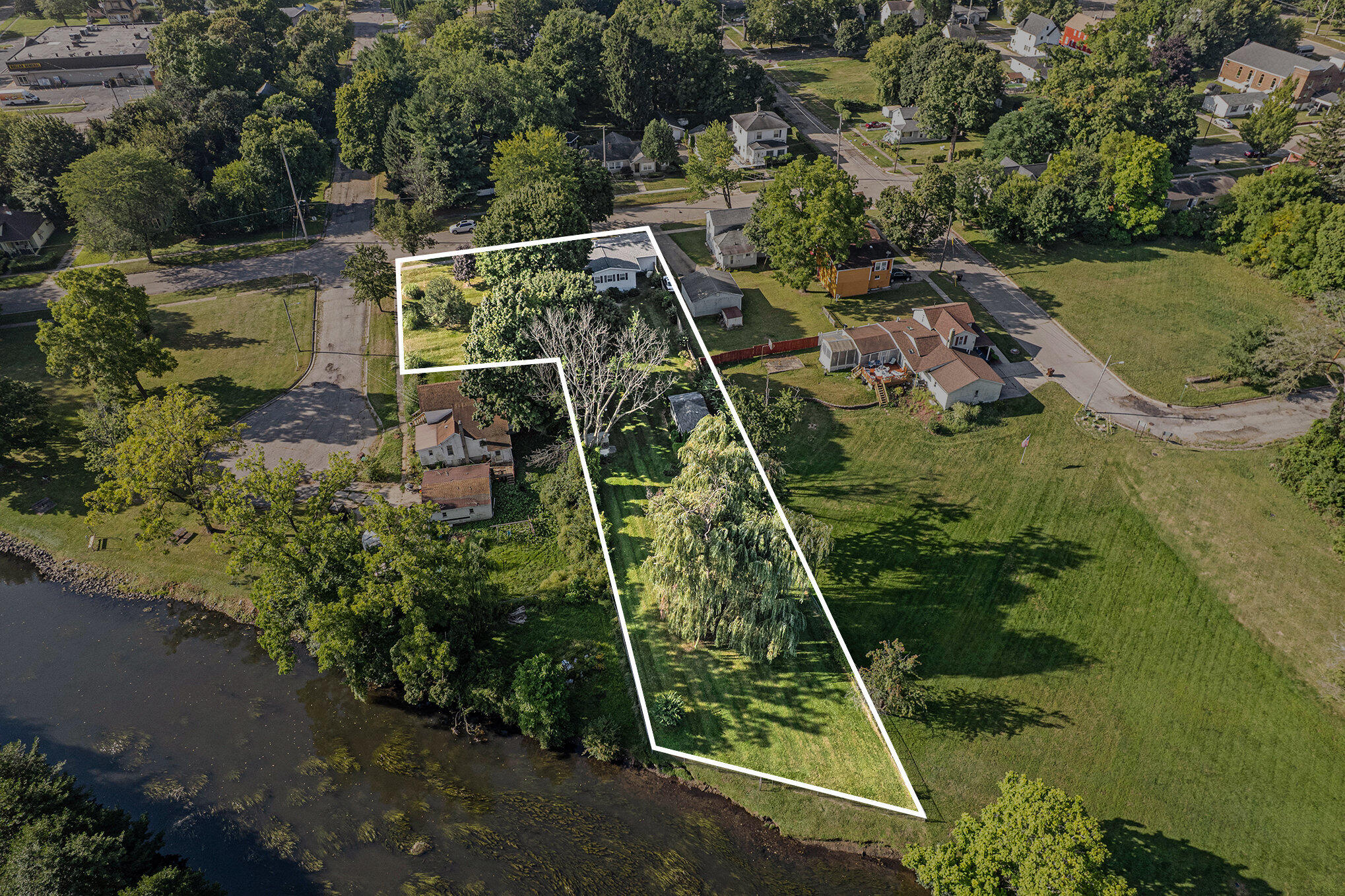 408 Washington Street Albion, MI 49224 - Photo 48 of 52 039_408_washington_st_albion_mi_49224_3_