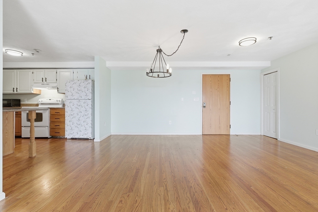 39 Parlin Street, Unit 404 Everett, MA 02149 - Photo 5 of 30
