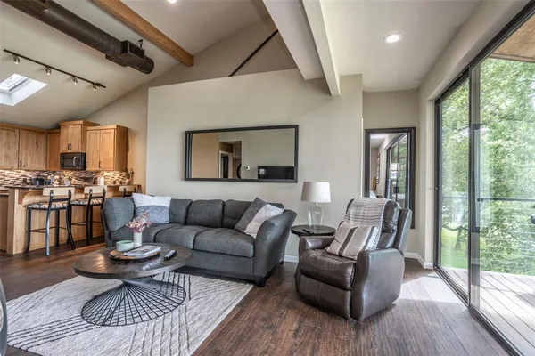 $729,500 | 78 Park Lane, Gainesville, TX 76240