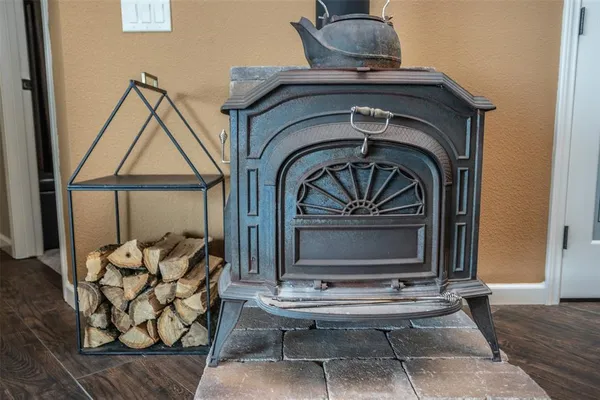 $729,500 | 78 Park Lane, Gainesville, TX 76240