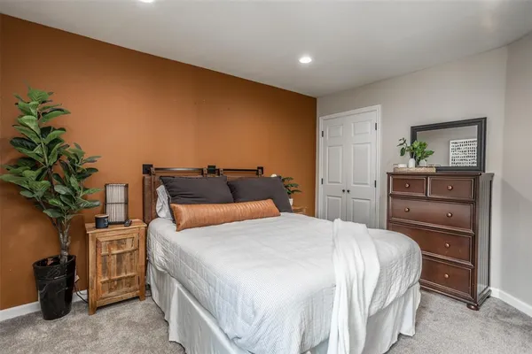 $729,500 | 78 Park Lane, Gainesville, TX 76240