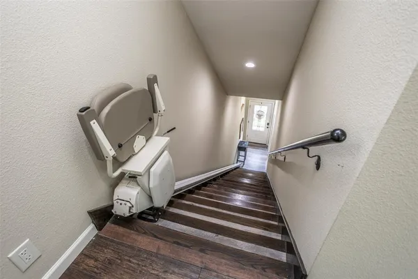 $729,500 | 78 Park Lane, Gainesville, TX 76240