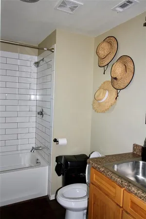 $729,500 | 78 Park Lane, Gainesville, TX 76240