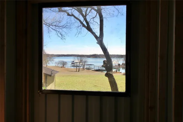 $729,500 | 78 Park Lane, Gainesville, TX 76240