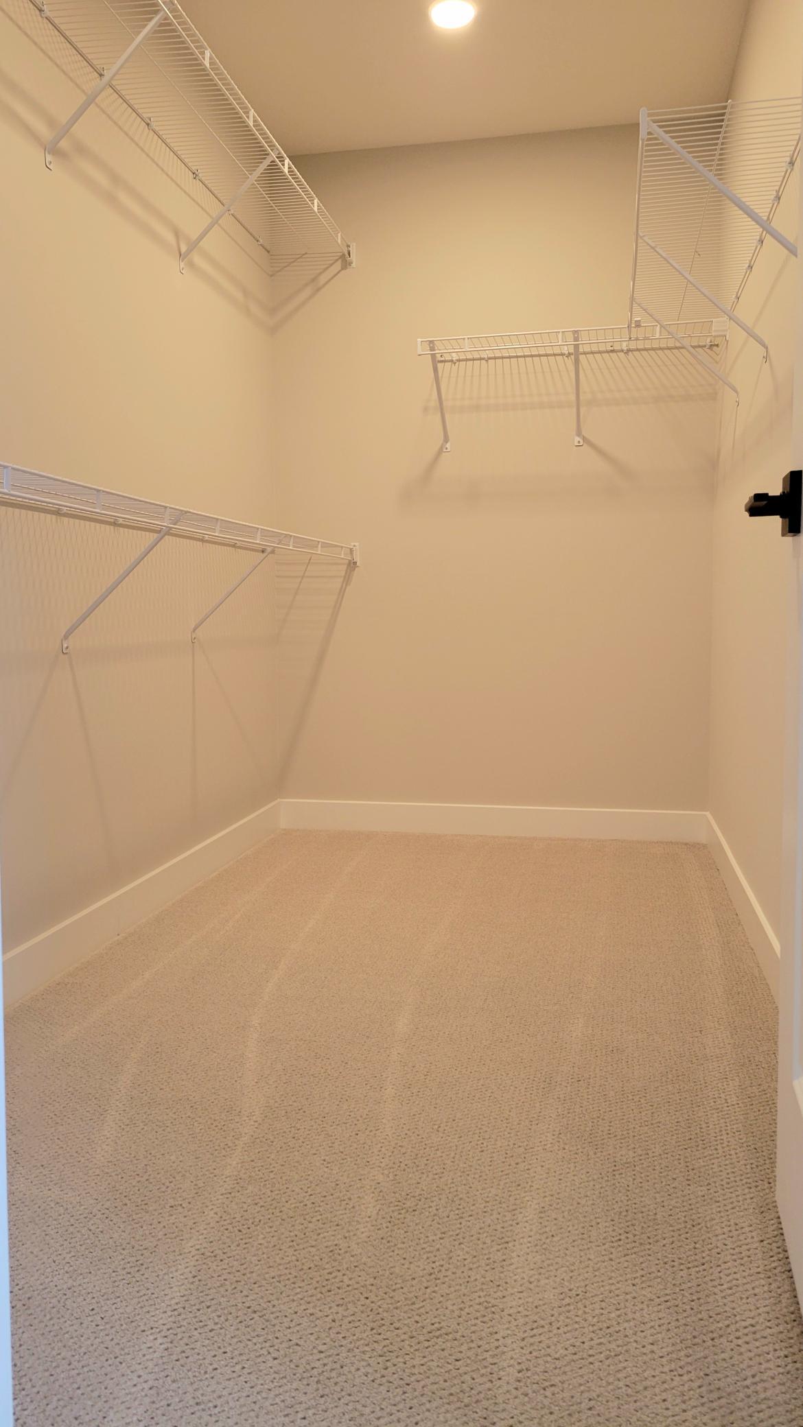 2018 Tamarack Road Chaska, MN 55318 - Photo 24 of 37