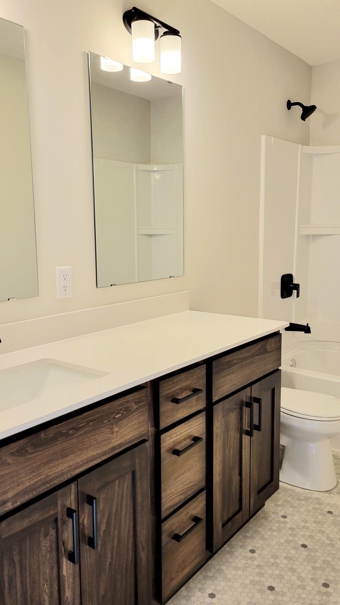 2018 Tamarack Road Chaska, MN 55318 - Photo 26 of 37