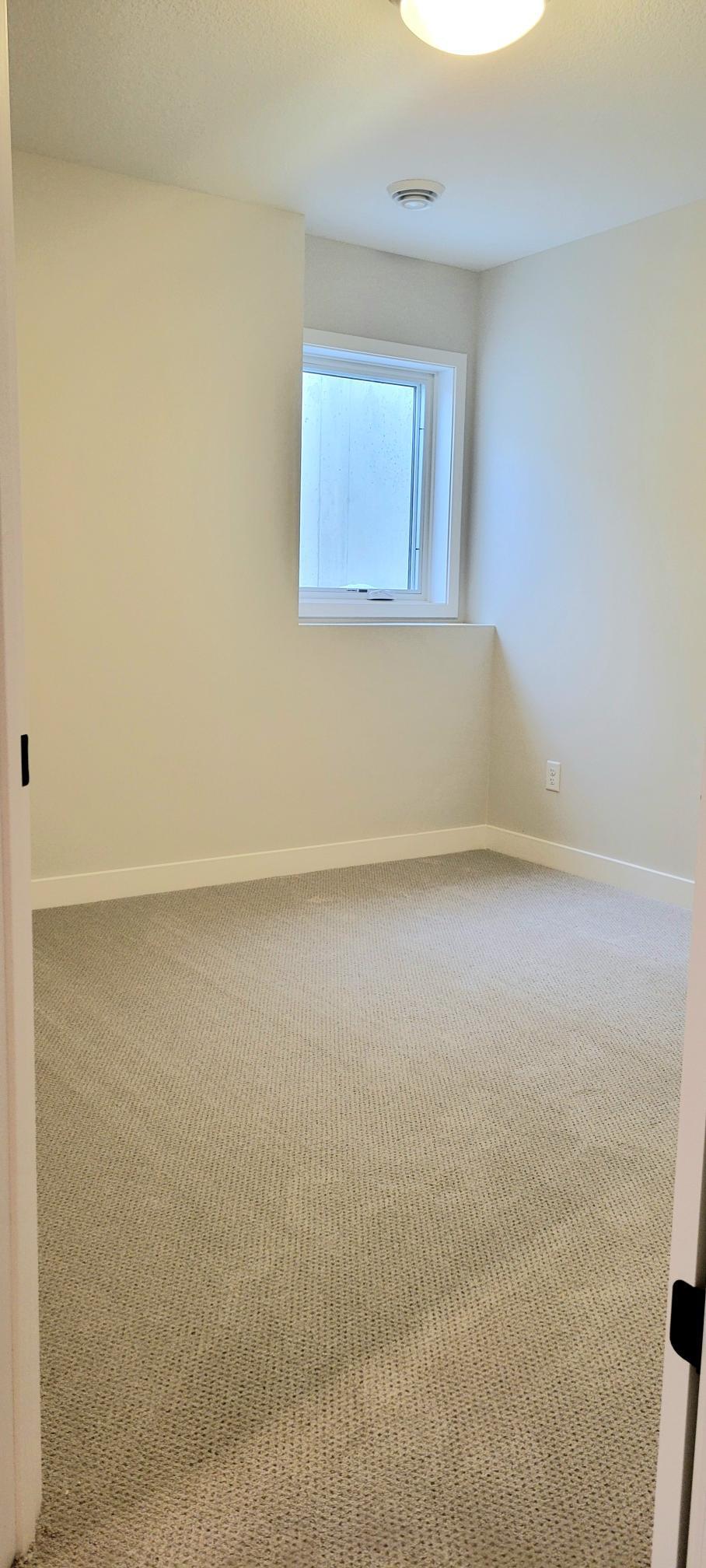 2018 Tamarack Road Chaska, MN 55318 - Photo 31 of 37