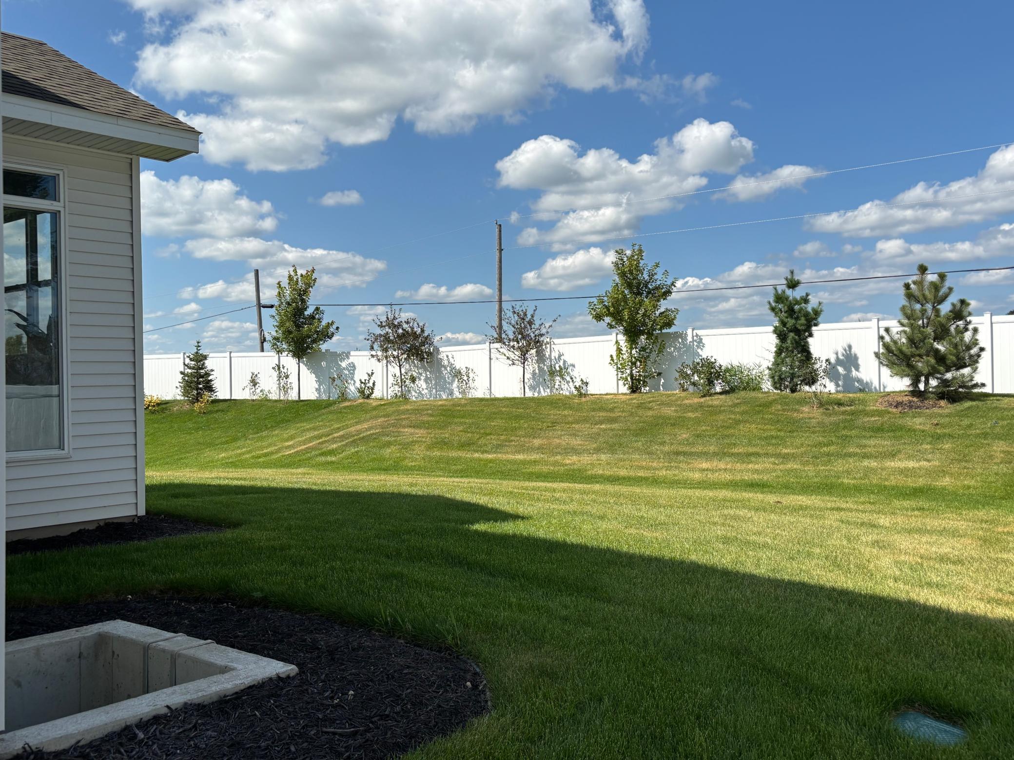 2018 Tamarack Road Chaska, MN 55318 - Photo 8 of 37