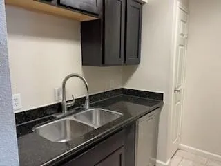 a close view of sink and tap