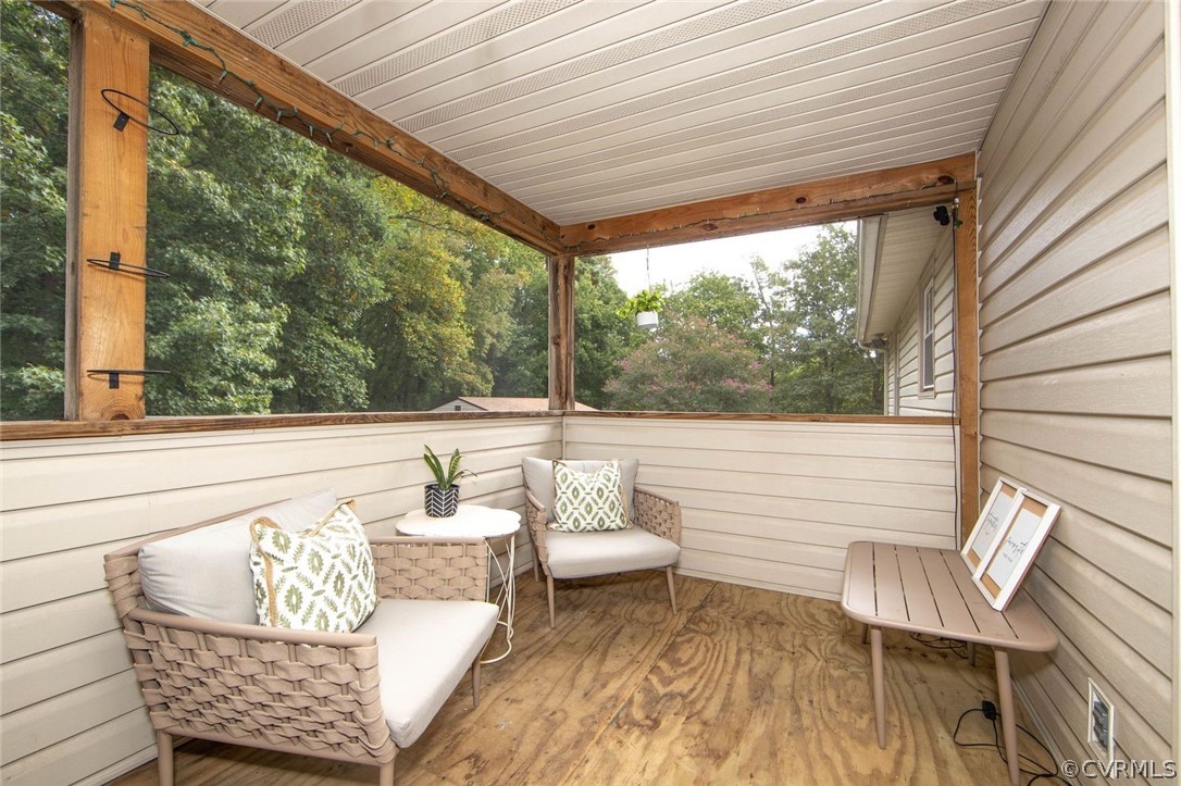 2924 Dundas Road Richmond, VA 23234 - Photo 12 of 30 Screened in porch to enjoy the outside bug free