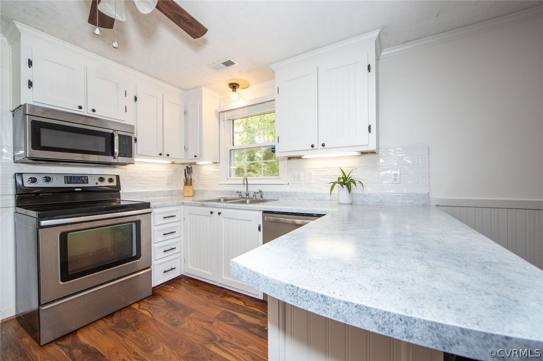 Bright and Light Kitchen. Lots of counter space