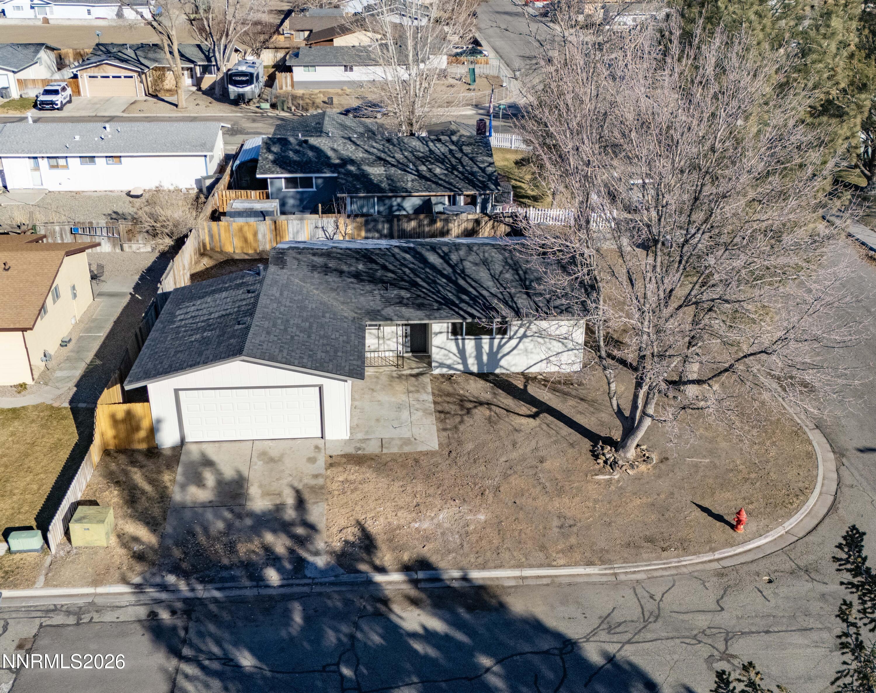 308 Shawna Way Yerington, NV 89447 - Photo 3 of 37