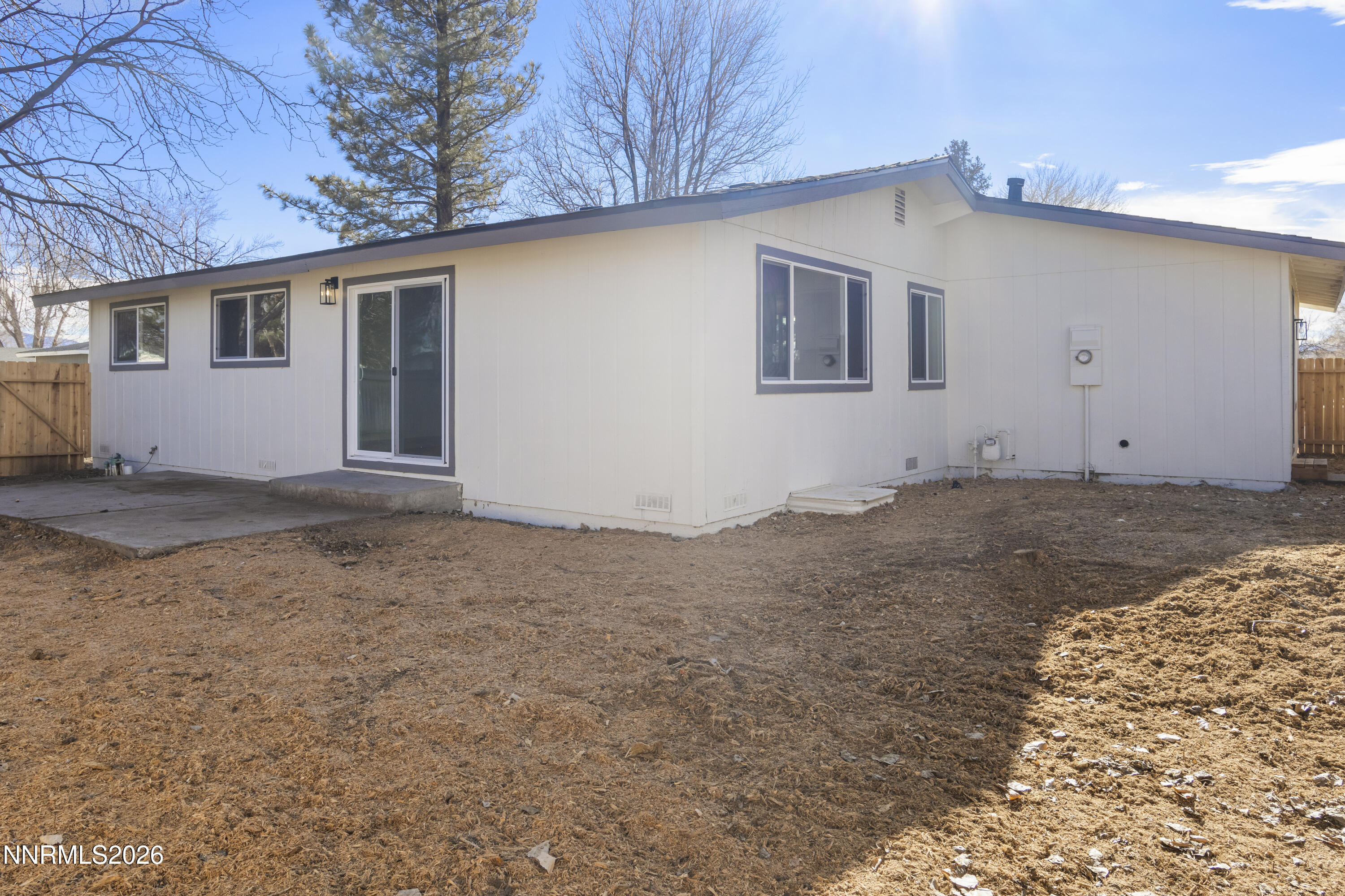 308 Shawna Way Yerington, NV 89447 - Photo 33 of 37 a backyard of a house