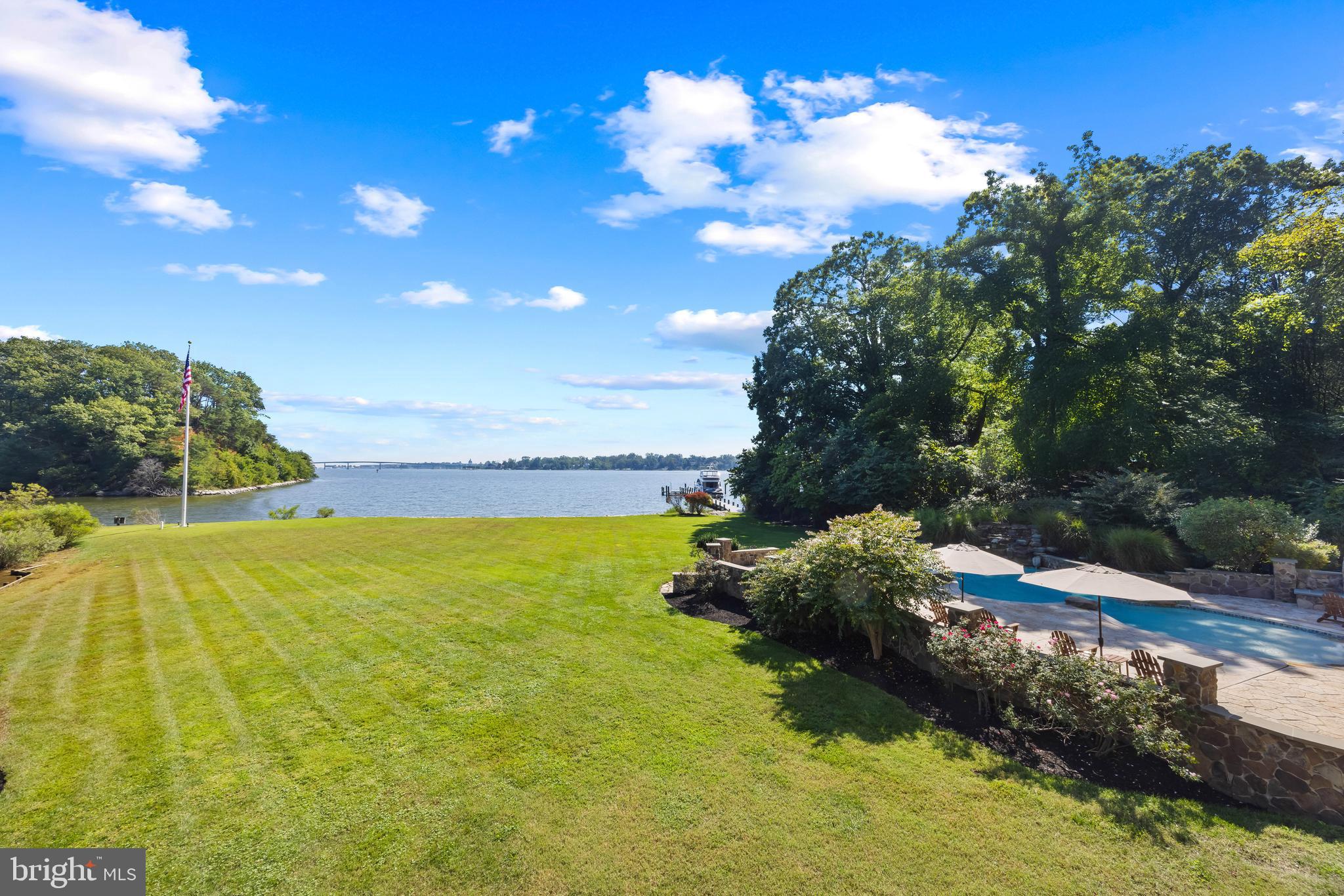 125 South Winchester Road Annapolis, MD 21409 - Photo 42 of 47 a view of an ocean yard and mountain view