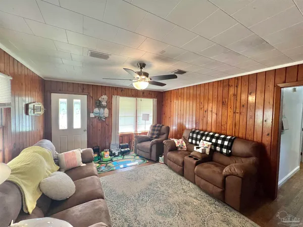 $129,500 | 222 Van Hoosen Road, Flomaton, AL 36441