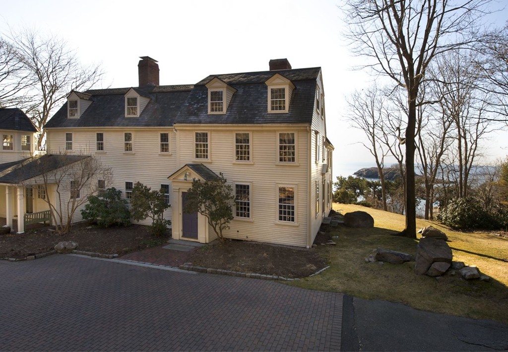 301 Summer Street Manchester, MA 01944 - Photo 8 of 22 a front view of a house with garden