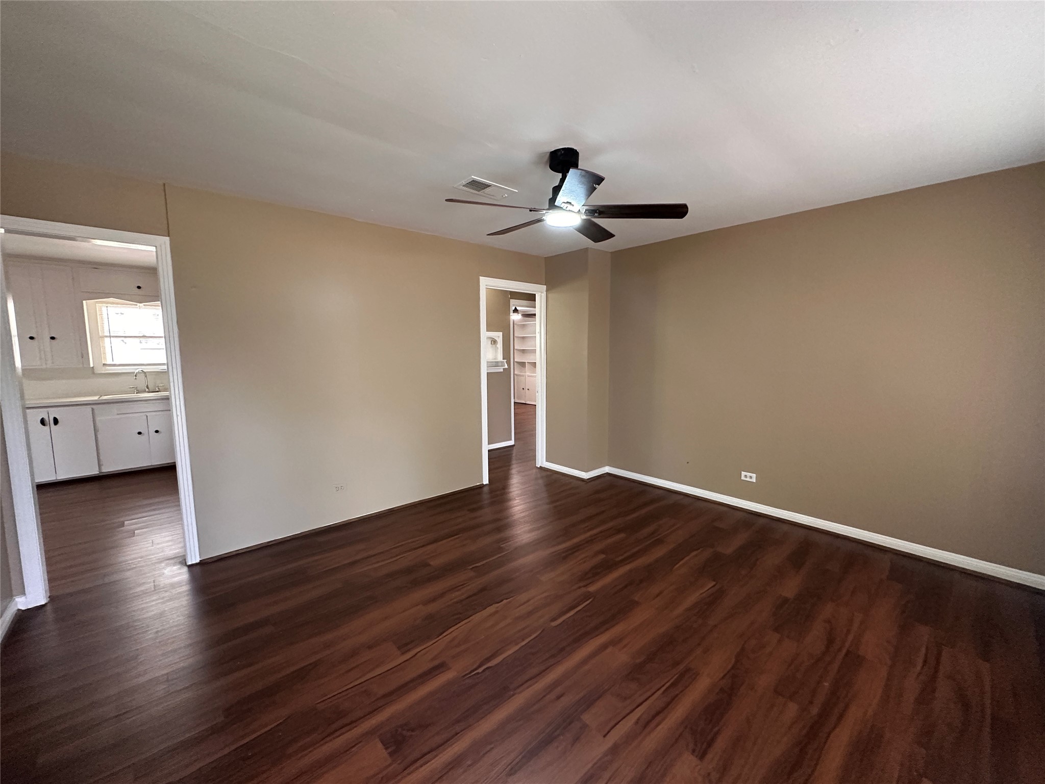 1121 Millie Street Rosenberg, TX 77471 - Photo 5 of 50 Gallery Image 5