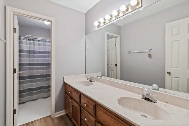 $445,000 | 121 Harmon Cove, Brighton, TN 38011