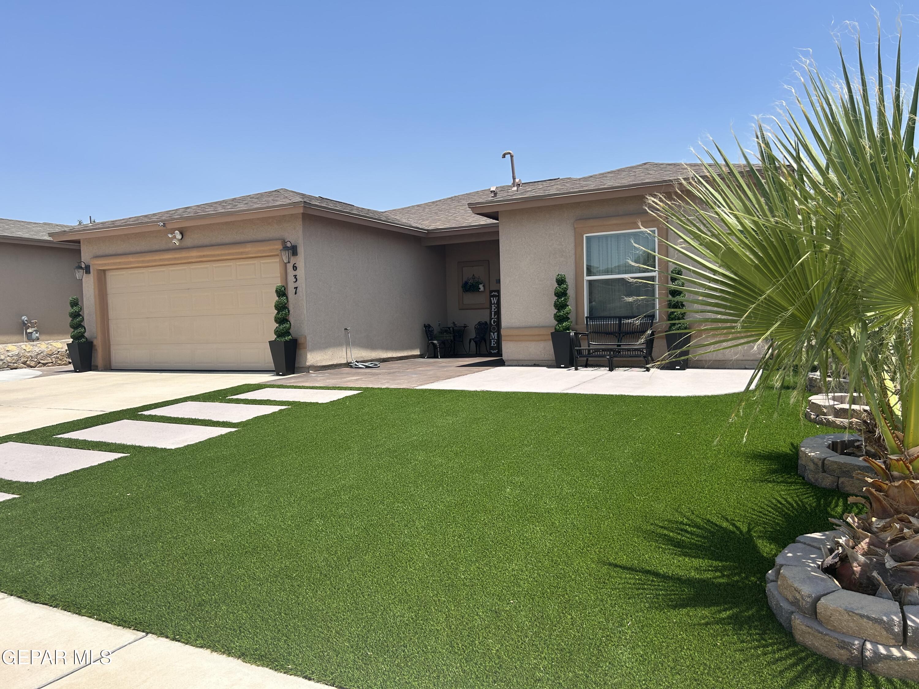 637 Torres Altos Street Anthony, TX 79821 - Photo 1 of 58 IMG_0841