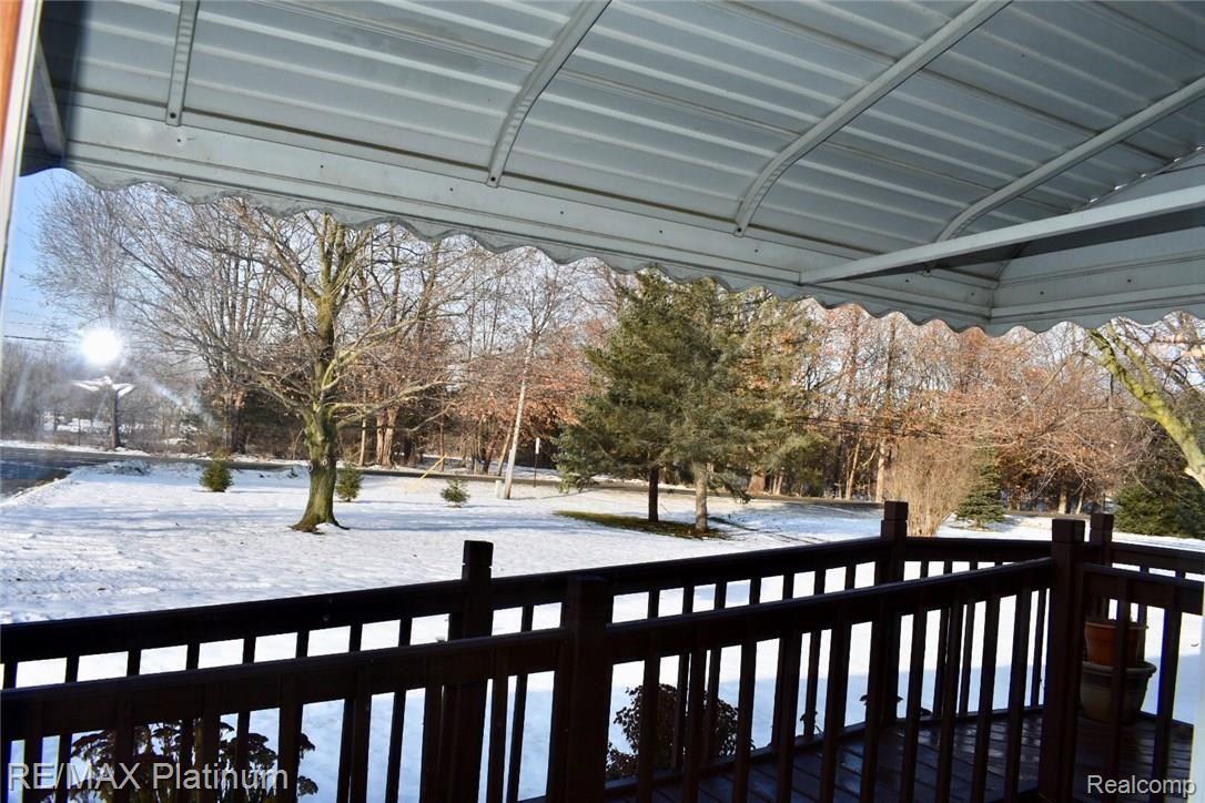 12711 Byron Road Byron, MI 48418 - Photo 12 of 24 29A3FBCC-7AF4-4BD5-9939-26778EBE274E.jpeg