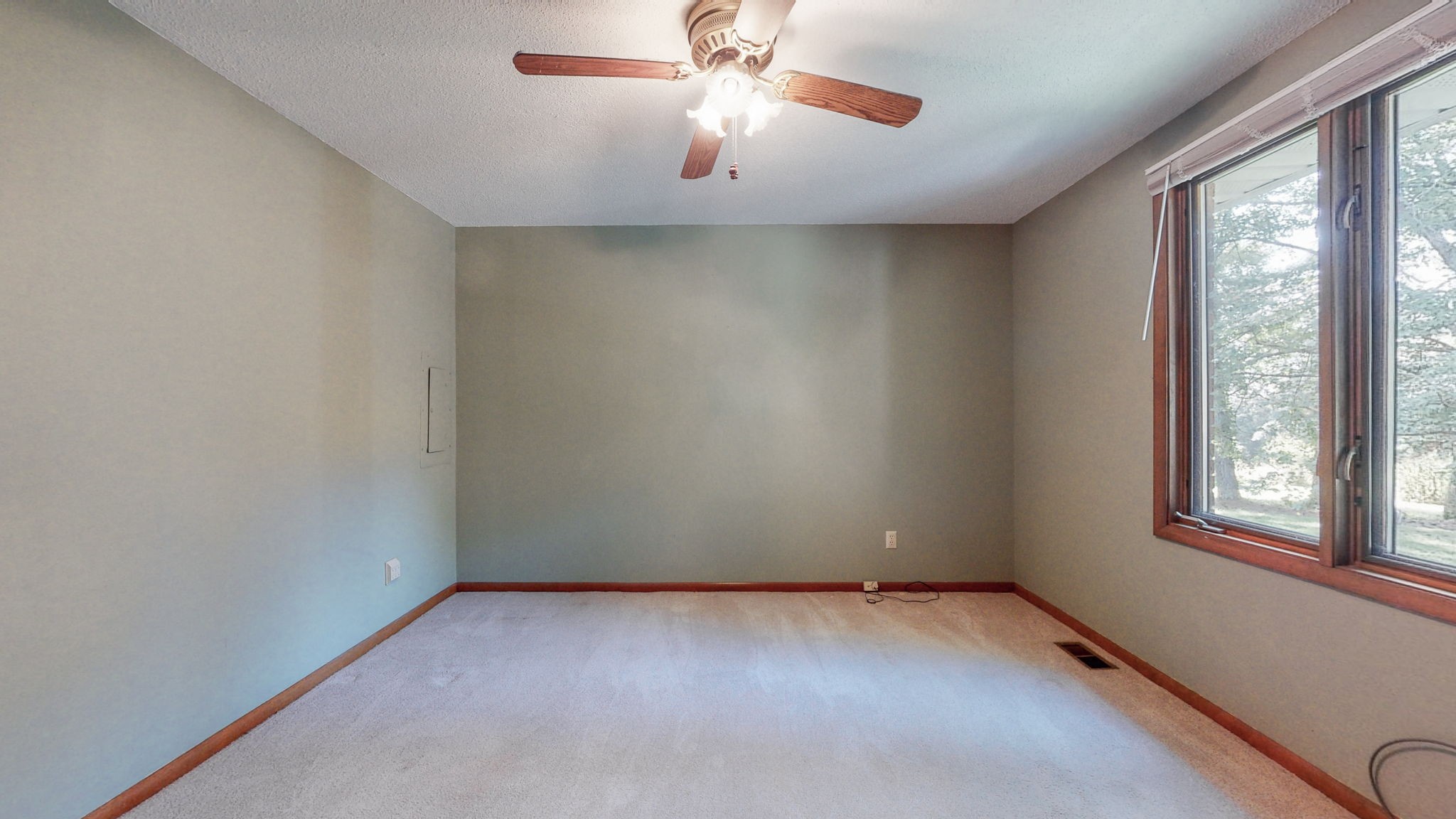 6714 Lee Road Smyrna, TN 37167 - Photo 39 of 70 Nice size bedroom 2 with ceiling fan and large closet