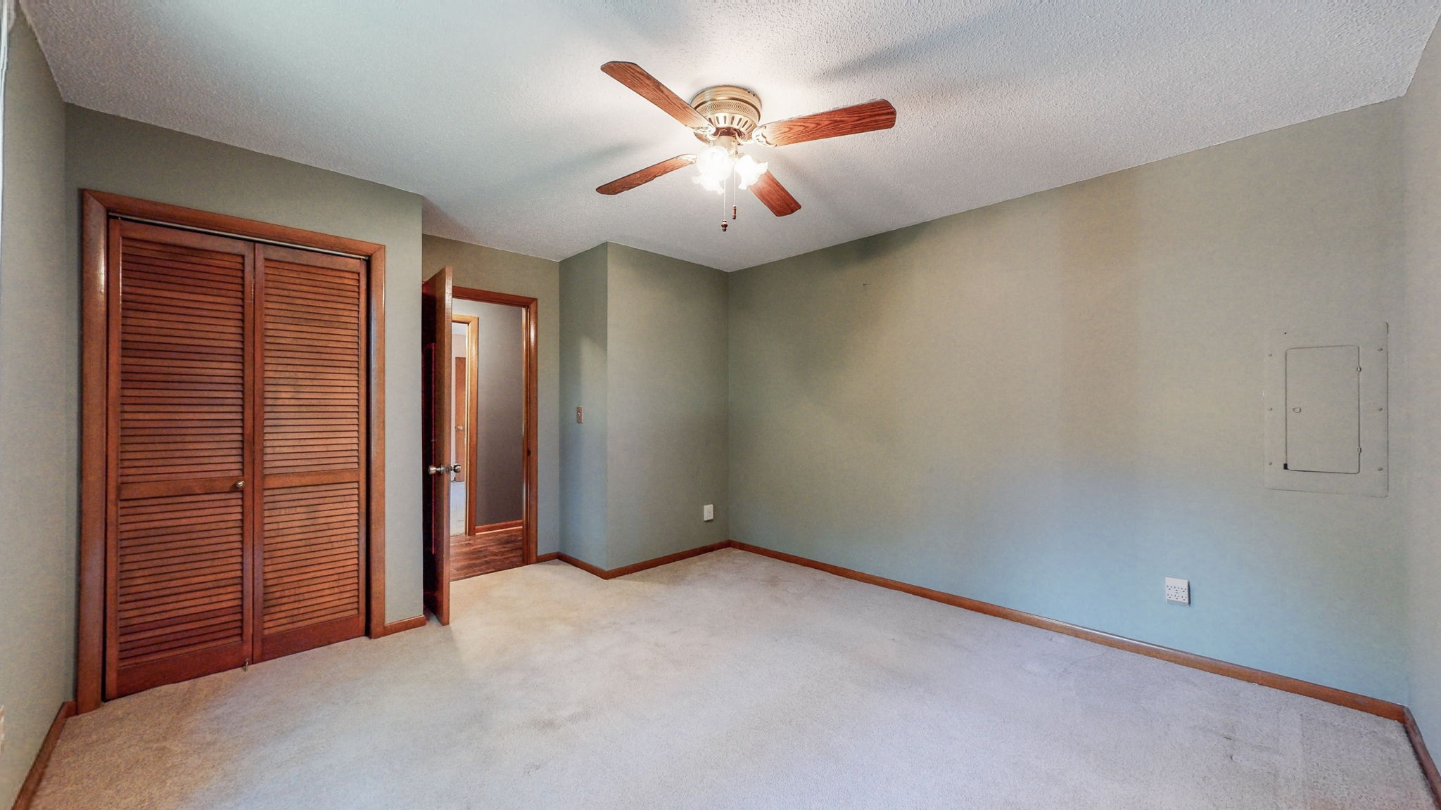 6714 Lee Road Smyrna, TN 37167 - Photo 41 of 70 an empty room with closet and fan