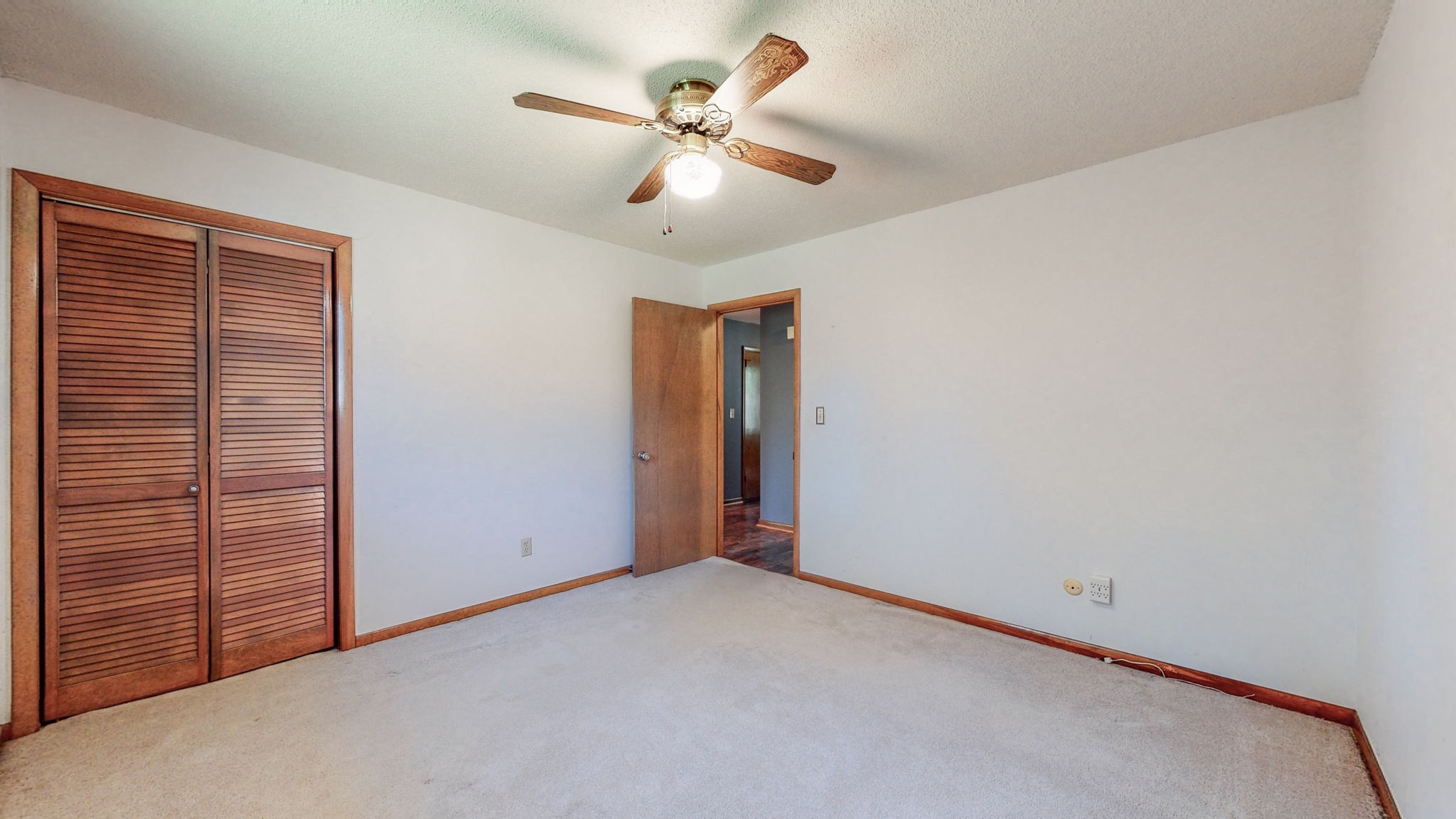 6714 Lee Road Smyrna, TN 37167 - Photo 45 of 70 an empty room with closet and a ceiling fan